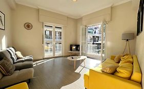 Wsd Golden Times 8 Apartment Hotel